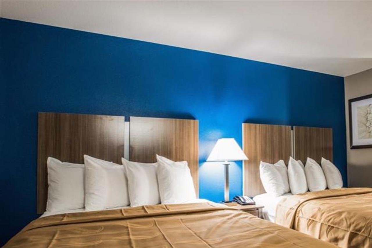 Quality Suites Lake Charles Downtown Eksteriør billede