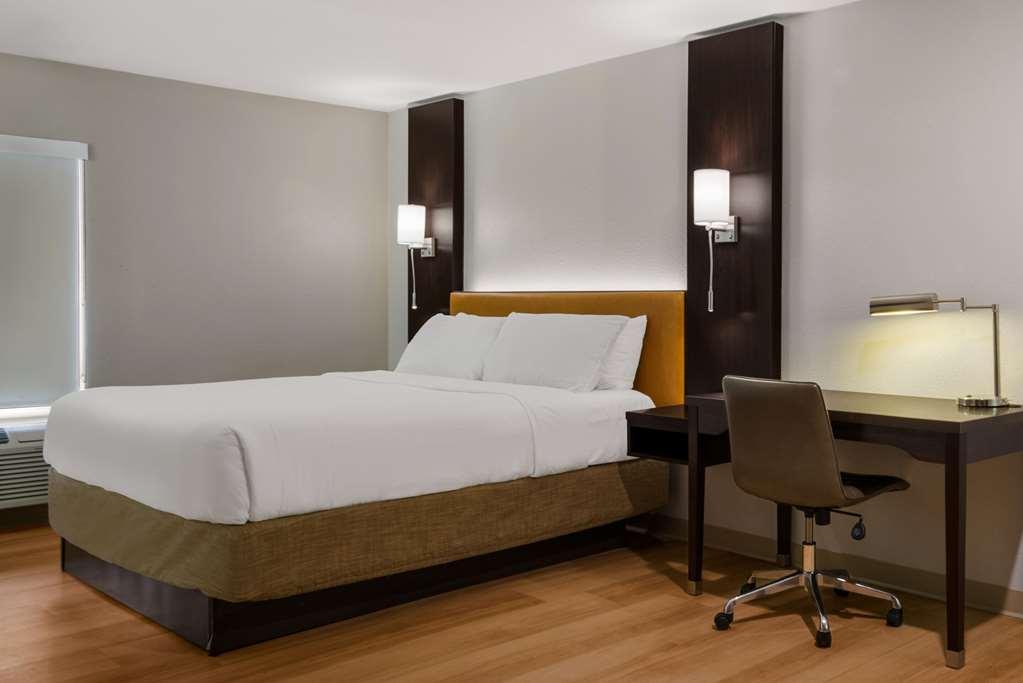 Quality Suites Lake Charles Downtown Eksteriør billede