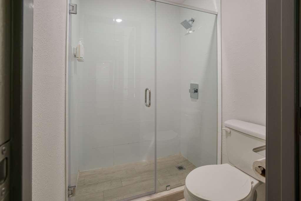 Quality Suites Lake Charles Downtown Eksteriør billede