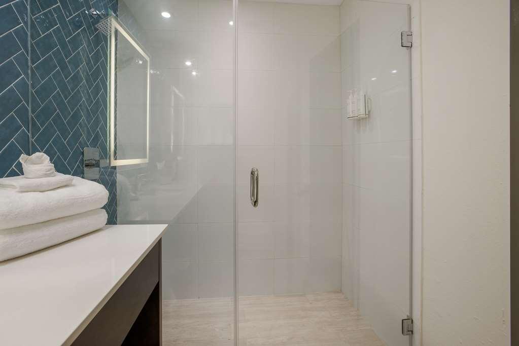 Quality Suites Lake Charles Downtown Eksteriør billede