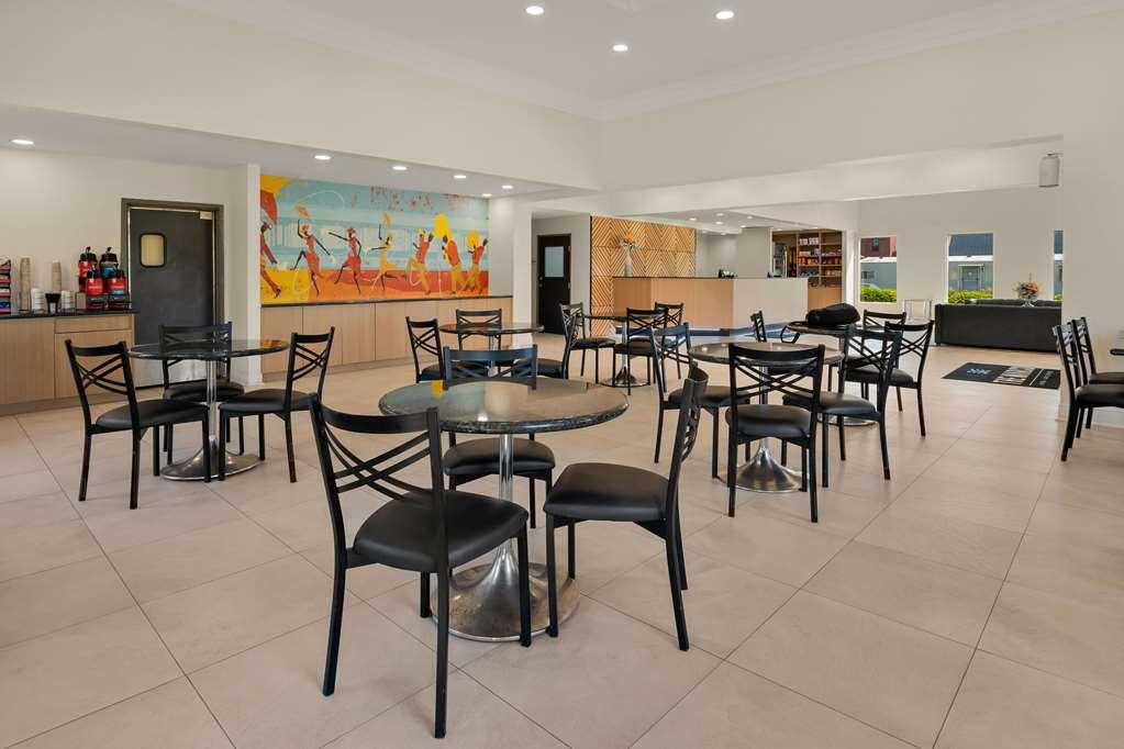 Quality Suites Lake Charles Downtown Restaurant billede